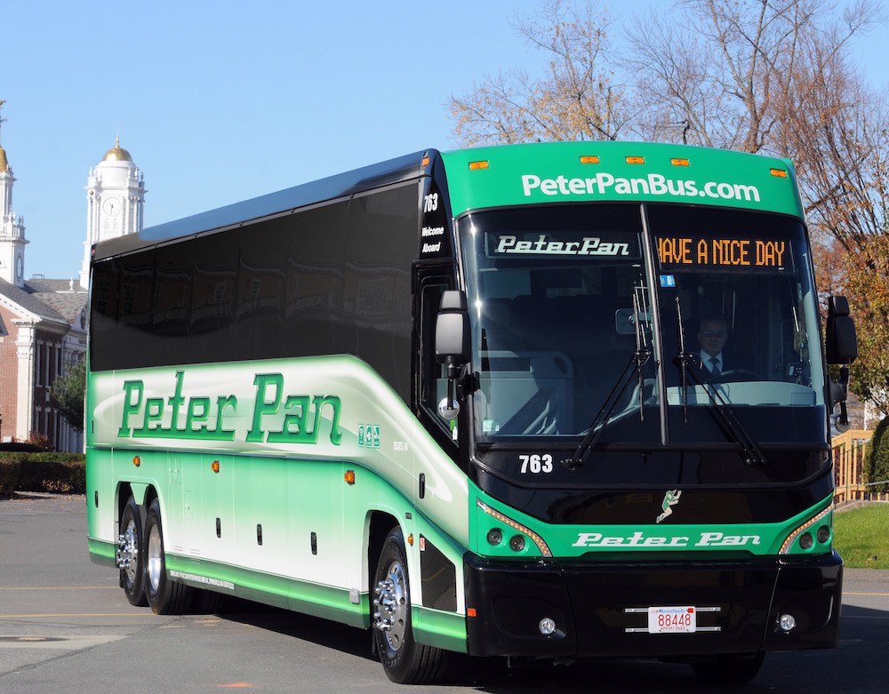 Peter Pan bus